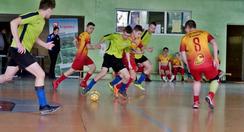 Juniorzy Iskry Krajenka z Pucharem Marszałka