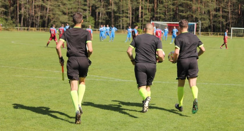 W gminie Jastrowie podzielono pieniądze pomiędzy kluby sportowe
