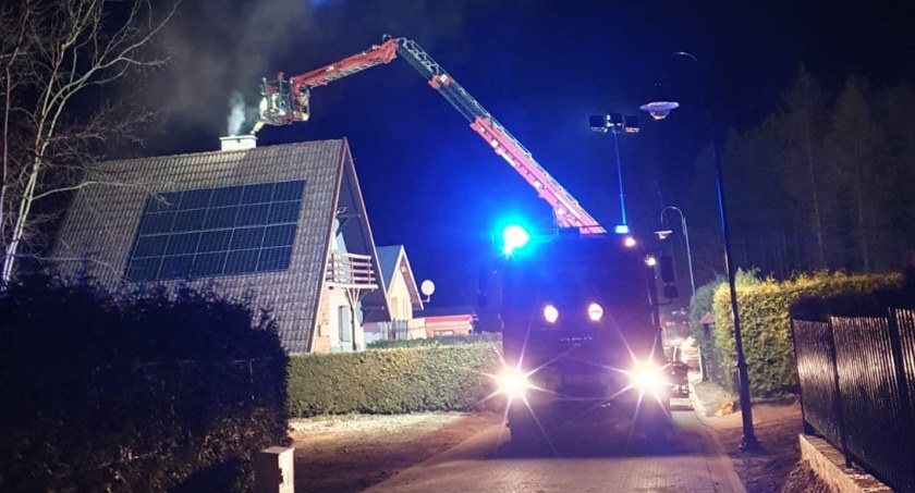 Nocna akcja strażaków w Kujankach