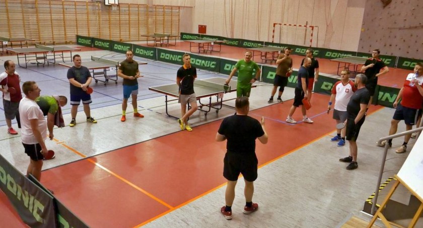 Singliści skończą pierwsi