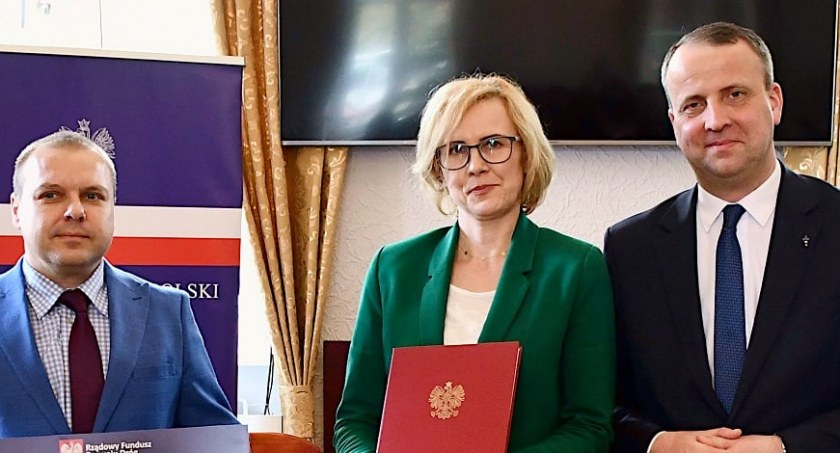 Dofinansowanie na remont drogi dla Gminy Zakrzewo