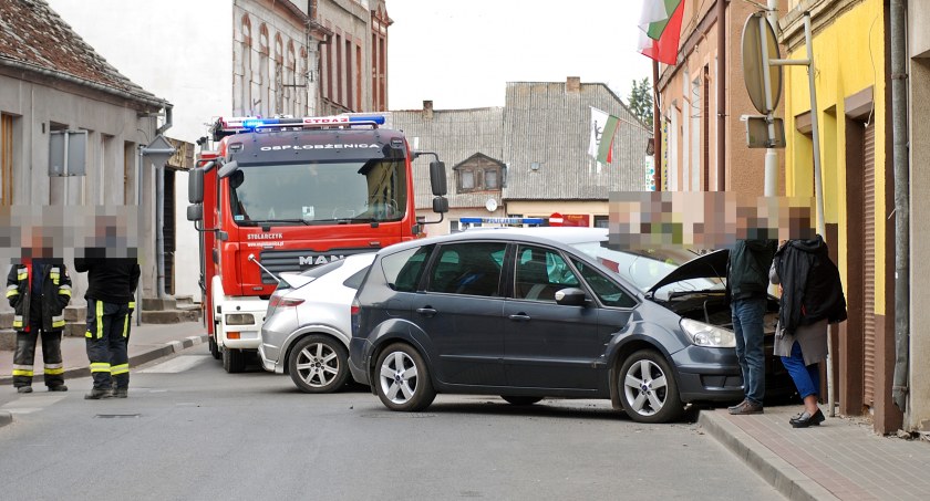 Zderzenie na skrzyżowaniu 1 Maja i Mickiewicza