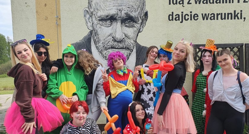 Niosły wiele uśmiechu na urodzinach Jastrowia