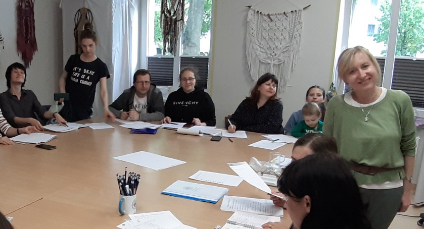 Od czołgów i bomb do nauki polskiego