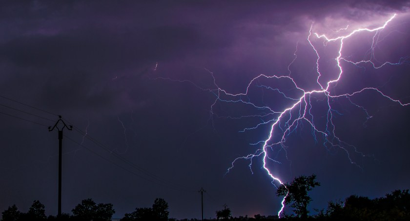 Nadchodzą burze z gradem