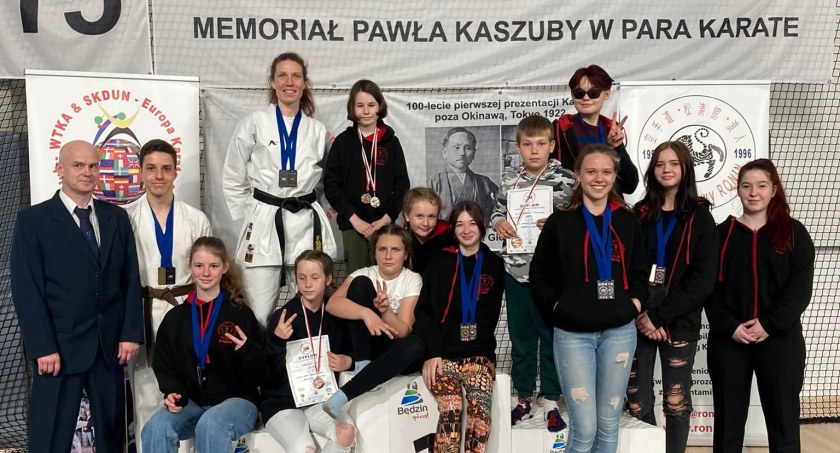 Medalowy maj karateków Satori