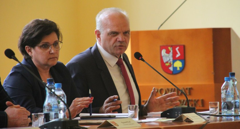 Starosta: biorę odpowiedzialność za tę podwyżkę