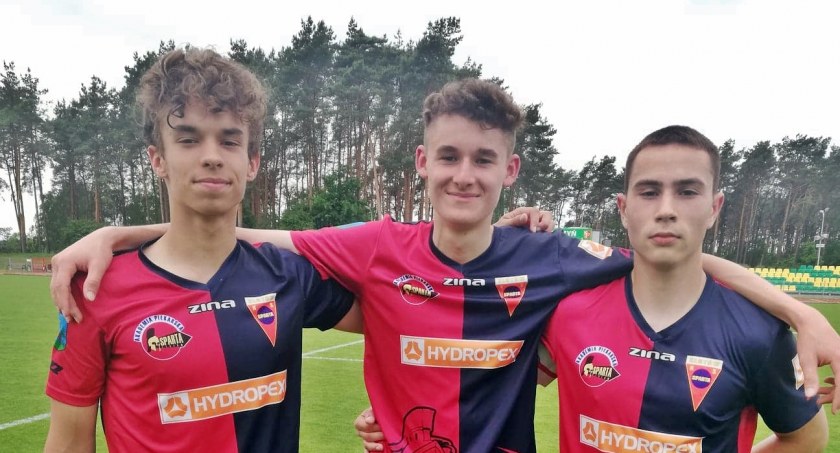 Wyjazdowe zwycięstwo juniorów Sparty Złotów 