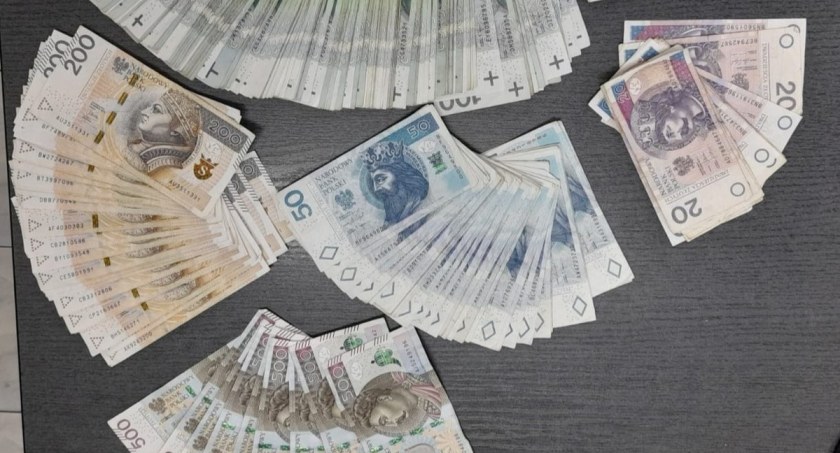 Ukradł blisko 28 tys. zł z sejfu w gospodarstwie. Grozi mu 5 lat więzienia