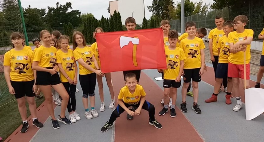 Lekkoatleci na zgrupowaniu w Rogowie