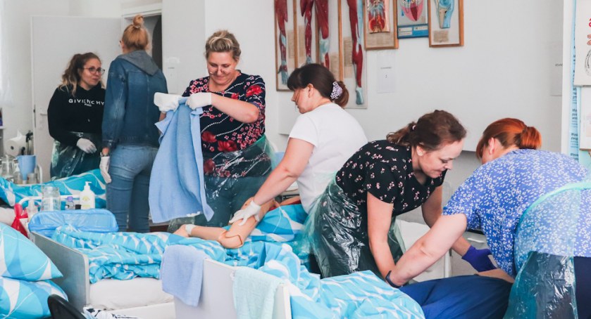 Kurs „Opieka nad osobą chorą, leżącą”