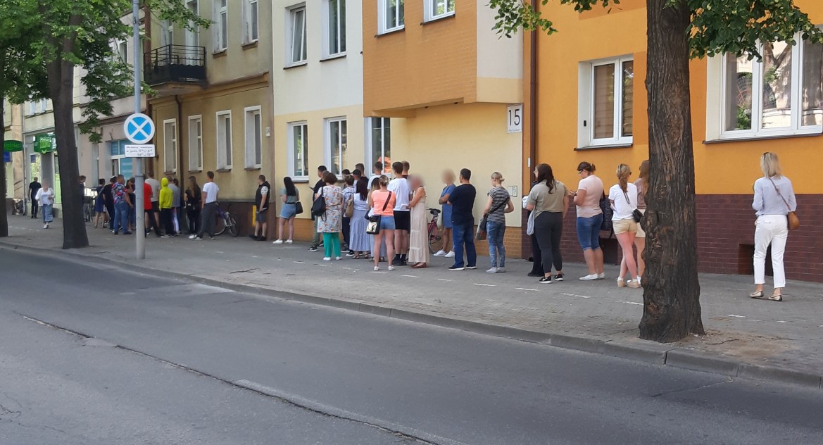 Najdłuższa kolejka w mieście? Do lekarza pracy!