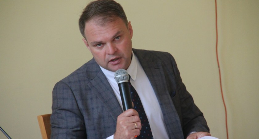 Brewka i Chmielewski mają stracić mandaty radnych