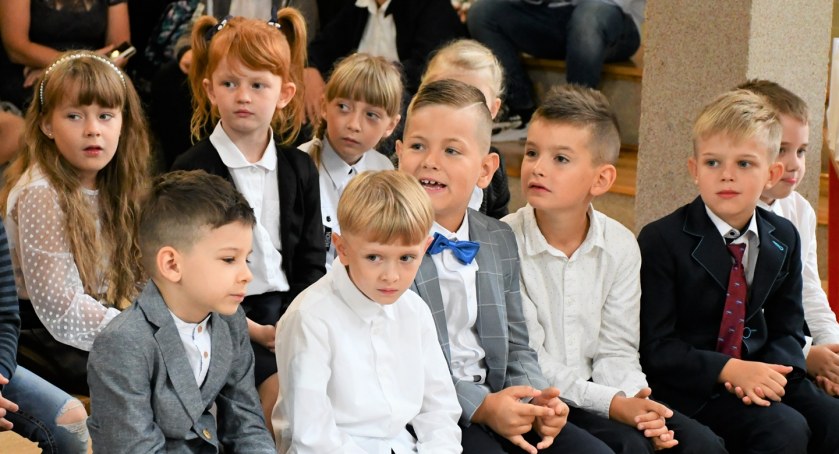 W Zakrzewie zabrzmiał pierwszy dzwonek