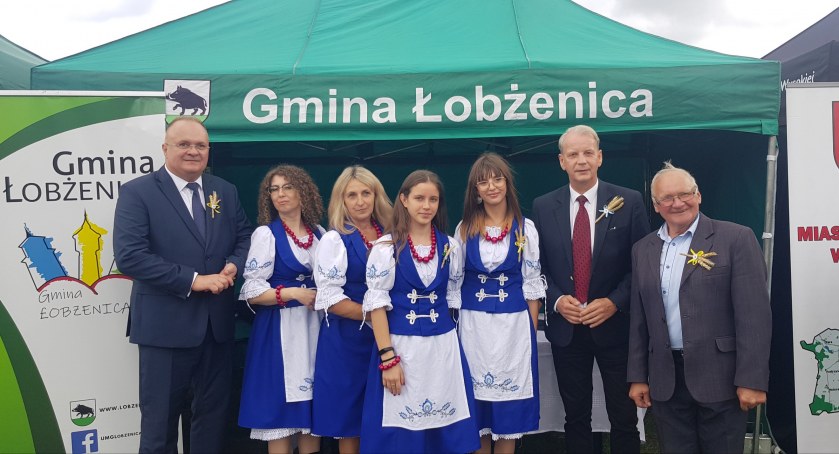 Gmina Łobżenica na dożynkach powiatowych w Pile