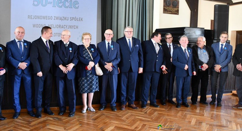 Pół wieku złotowskich Spółek Wodnych