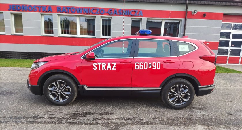 Nowy samochód operacyjny złotowskich strażaków
