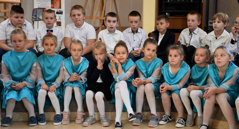Podziękowania dla nauczycieli w zakrzewskiej Szkole Podstawowej