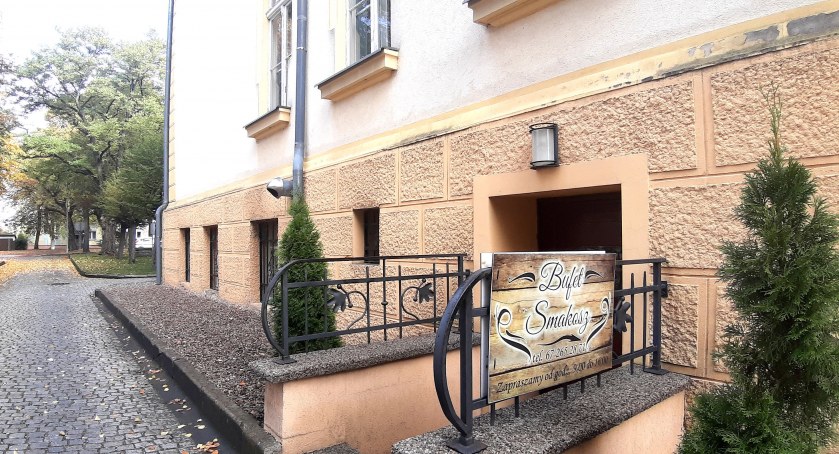 Władze powiatu podjęły decyzję w sprawie bufetu Smakosz