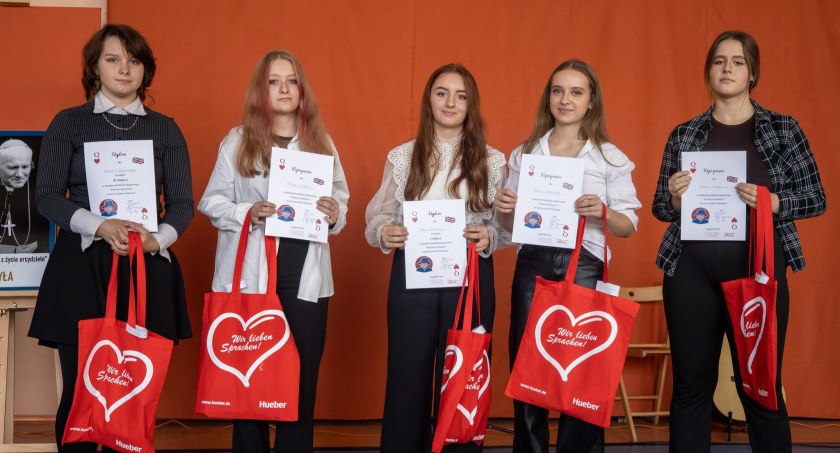 Święto Patrona Szkoły i Dnia Komisji Edukacji Narodowej w złotowskim Ekonomie