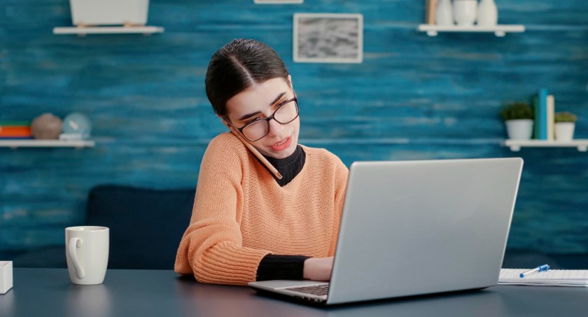 Abonament czy prepaid. Co się opłaca i jakie są zalety obu opcji?