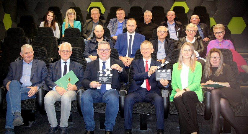 Uroczyste otwarcie Kina za Rogiem w Łobżenicy