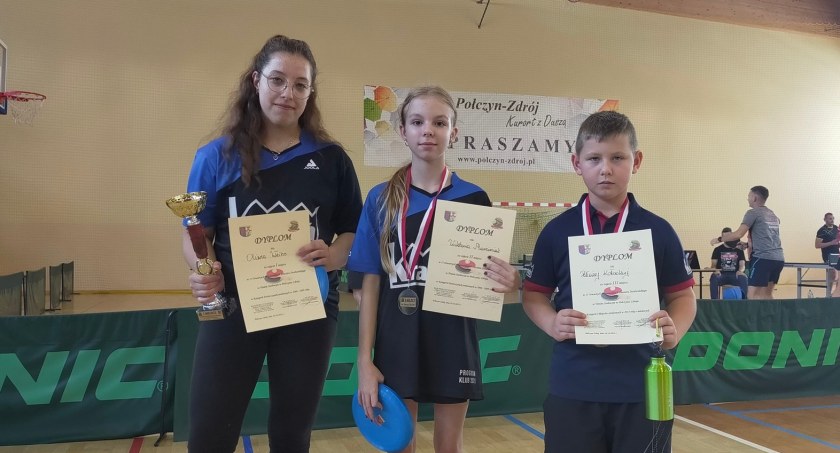 Medalowy październik tenisistów stołowych GKTS Krajna