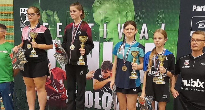 Zawodnicy Krajny na podium Festiwalu Tenisa