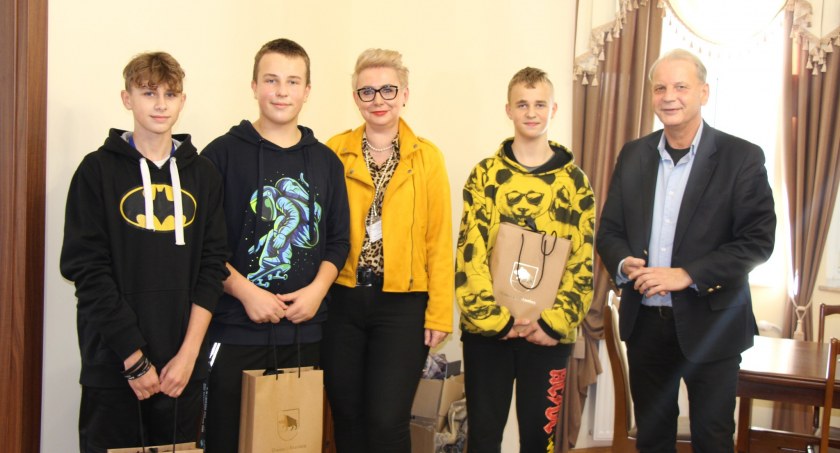 Bohaterski czyn ósmoklasistów ze Szkoły Podstawowej w Łobżenicy