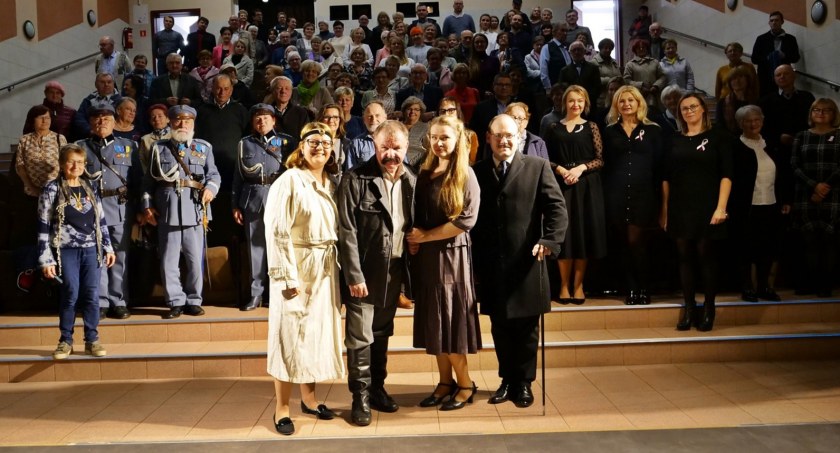 Kochając Marszałka w Złotowskim Domu Kultury