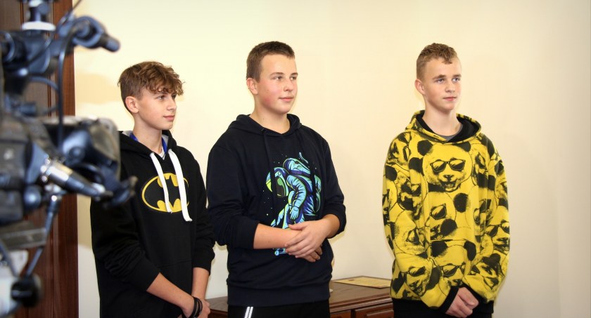 Uratowali życie mężczyźnie... wspólnie z inną bohaterką