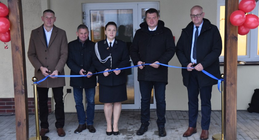 Otwarcie świetlicy i poświęcenie samochodu bojowego w Sypniewie
