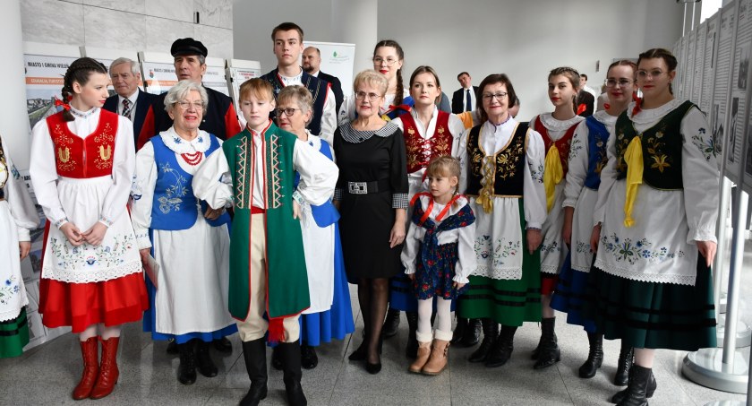 Zakrzewo docenione w stolicy Wielkopolski. Wystawa poświęcona historii Związku Polaków w Niemczech
