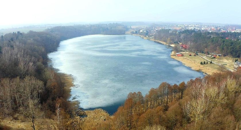Tragiczny finał poszukiwań 58-latki. Ciało kobiety wyłowione z jeziora