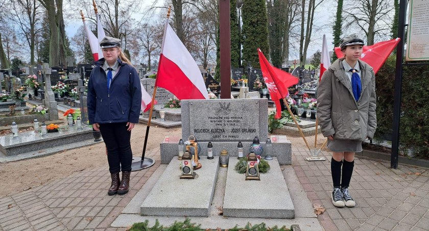 W Łobżenicy złożono kwiaty pod pomnikiem poległych w bitwie pod Wysoką