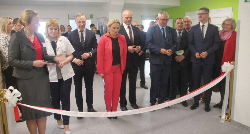 Ile należy czekać na wizytę w szpitalnych poradniach?