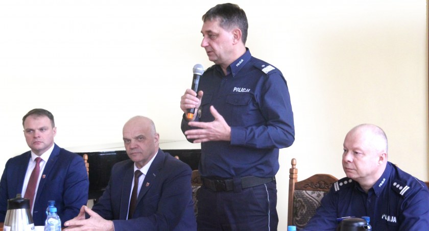 Mimo surowych kar, więcej pijanych za kółkiem