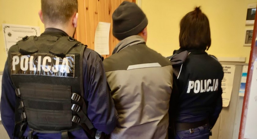 Ukradł 130 sztuk balotów siana wartych blisko 8 tys. zł