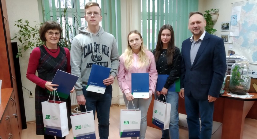 Uczniowie złotowskiego Ekonoma walczą o wejście do finału ogólnopolskiej olimpiady