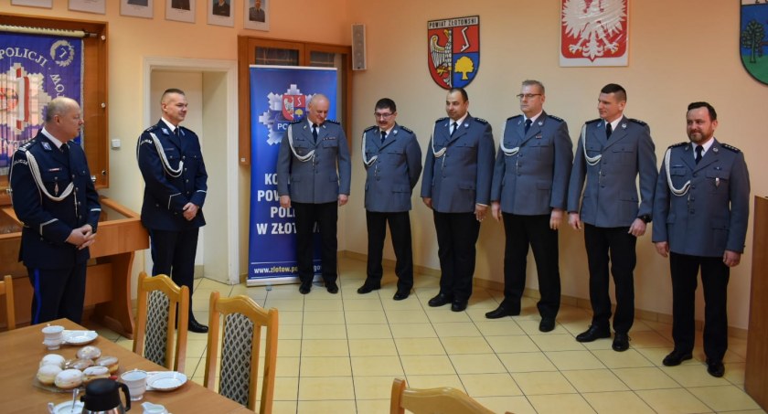 Uroczyste pożegnanie złotowskich policjantów odchodzących na emeryturę