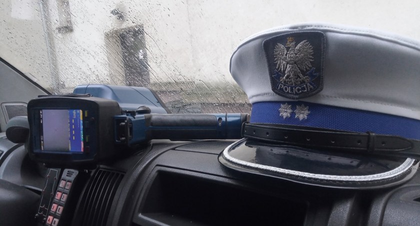 Pracowity weekend złotowskiej drogówki. Kolizje i nietrzeźwi kierowcy