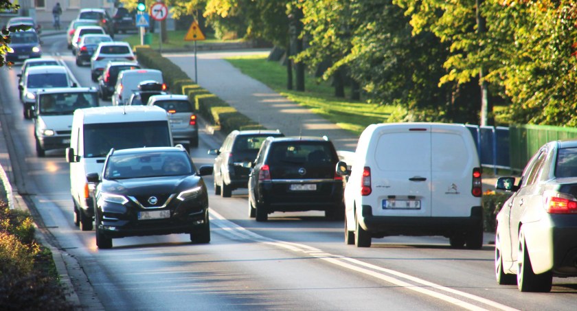 Ogromna ilość pojazdów w powiecie
