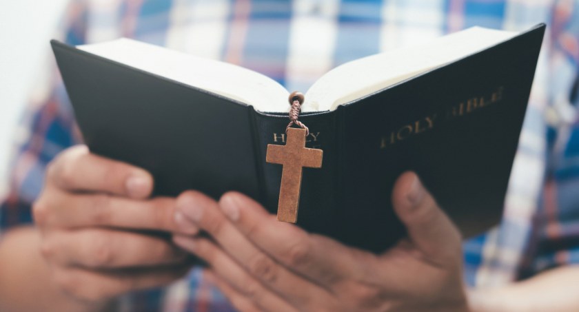 Oszczędzamy, ale nie na religii