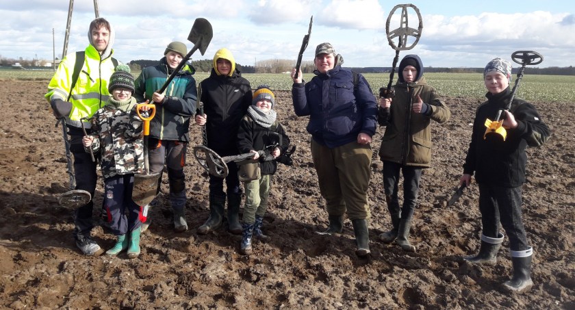 Niezwykłe archeologiczne odkrycie uczniów złotowskiej podstawówki
