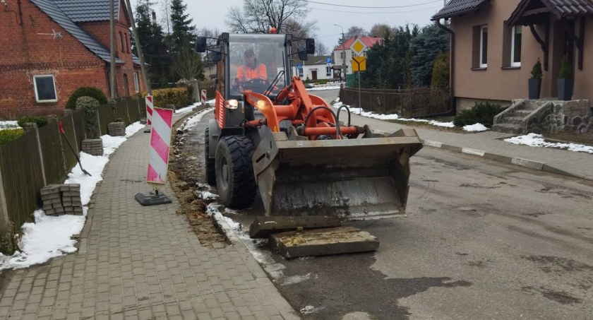 Ruszył remont głównej drogi w Starej Wiśniewce