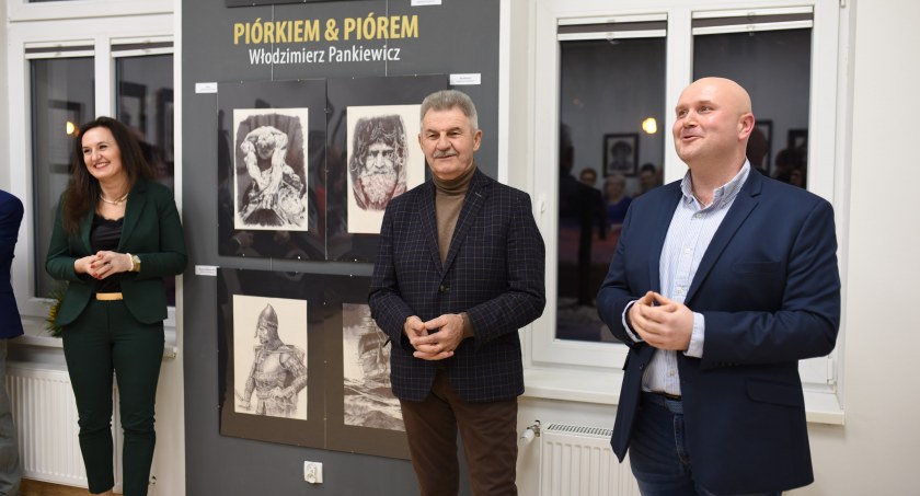 Wernisaż wystawy Piórkiem i Piórem - Włodzimierza Pankiewicza