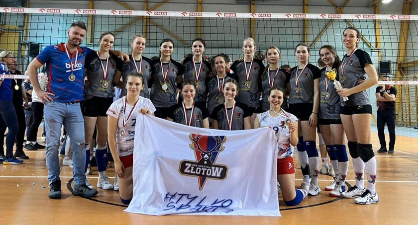 Siatkarki SPS Sparty Złotów wicemistrzyniami III ligi 