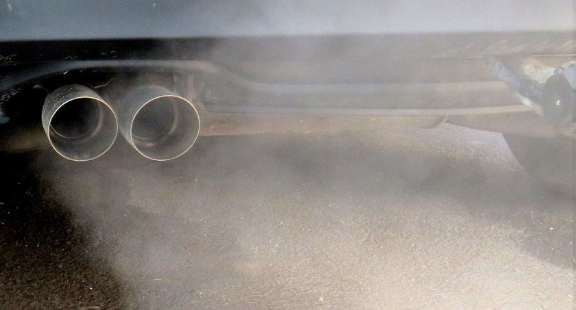 Od 2035 r. będzie obowiązywał zakaz sprzedaży samochód spalinowych