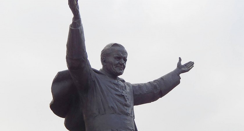 W powiecie posadzą lasy ku czci Jana Pawła II