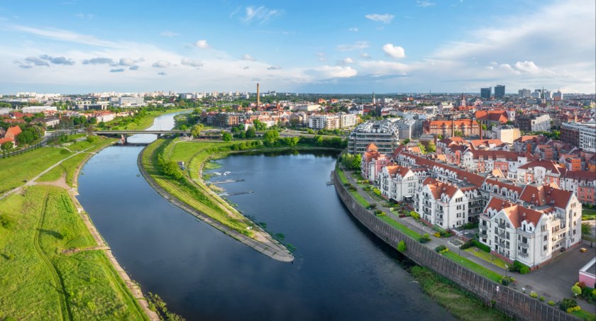 Czy jest praca w Poznaniu?